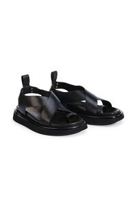 EOS Slaying Sandal