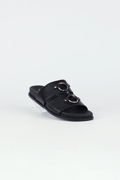 Bay Lane Zuma Slide-3-ways-to-style-Hello Cyril.