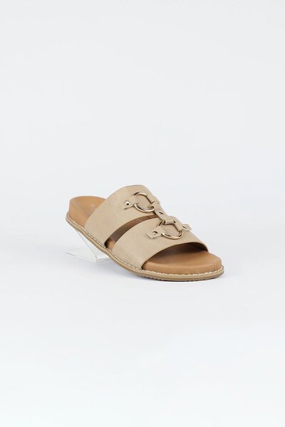 Bay Lane Zuma Slide-3-ways-to-style-Hello Cyril.