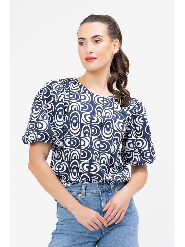 Seeking Lola Relaxed Carefree Arch Top