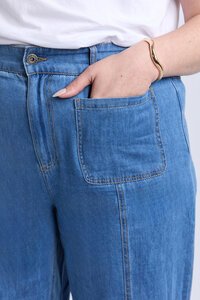Elm Fee Front Pocket Jean