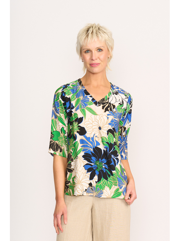 Foil Pintuck Scoop Hem Top