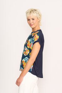 Memo Contrast Trim Top