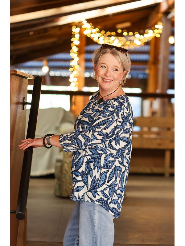 Foil Scoop Hem Shirr Cuff Top