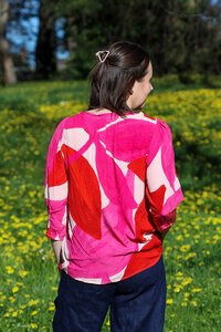 Foil Scoop Hem Shirr Cuff Top