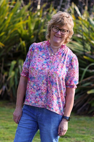 Memo Shirred Short Sleeve Blouse-shop-by-label-Hello Cyril.