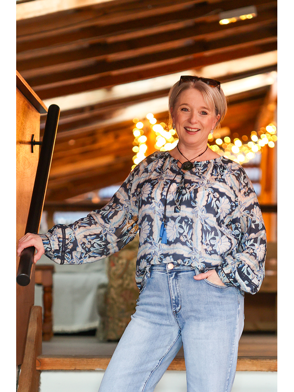 Memo Tassel Blouse