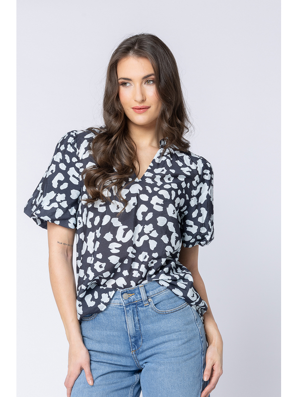 Seeking Lola Treasure Top