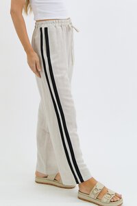 Worthier Violet Linen Blend Pant