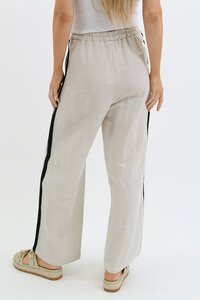Worthier Violet Linen Blend Pant