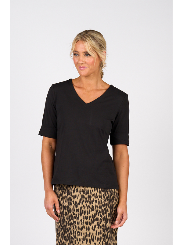 Vassalli V-Neck Top