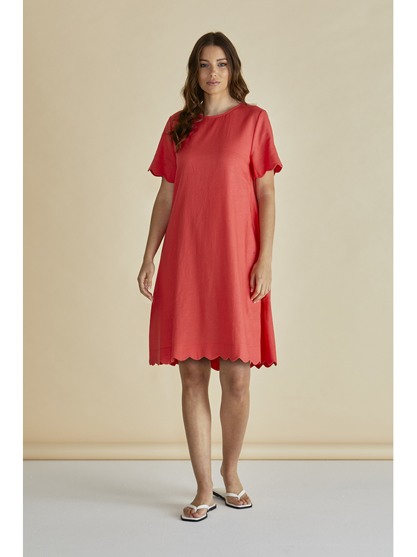 Betty Basics Dawn Shift Dress