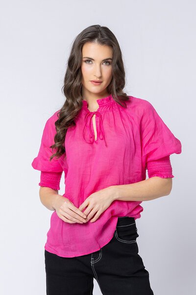 Leila + Luca Encourage Top-hc-new-Hello Cyril.