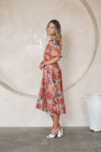 Fria The Label Big Floral Midi Dress
