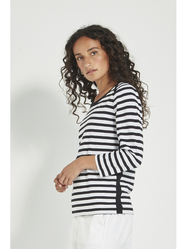 Verge Horizon Stripe Top
