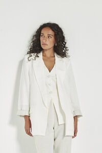 Verge Yara Blazer
