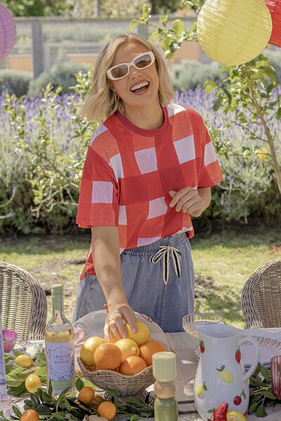 Elm Edin Tee-december-Hello Cyril.