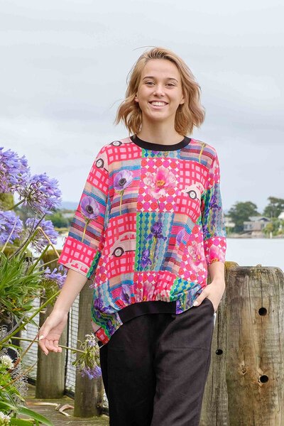 Jellicoe Tori Top-december-Hello Cyril.