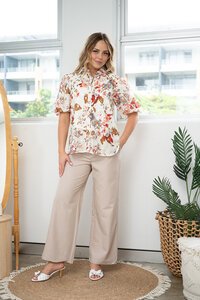 Fria The Label Red Flower Balloon Sleeve Blouse