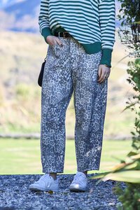 Mi Moso Leopard Barrel Jeans