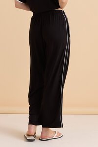 Betty Basics Evelyn Wide Leg Jogger