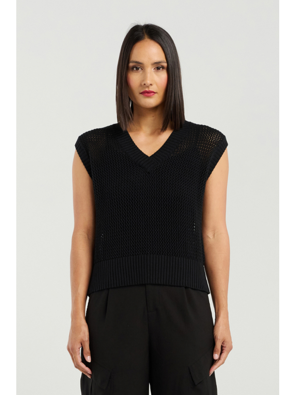 Et Alia Debbie Vest