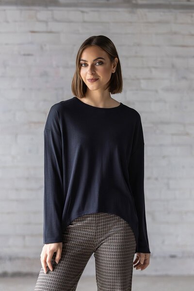 Vassalli Quinn Merino Scooped Hem Top-shop-by-label-Hello Cyril.