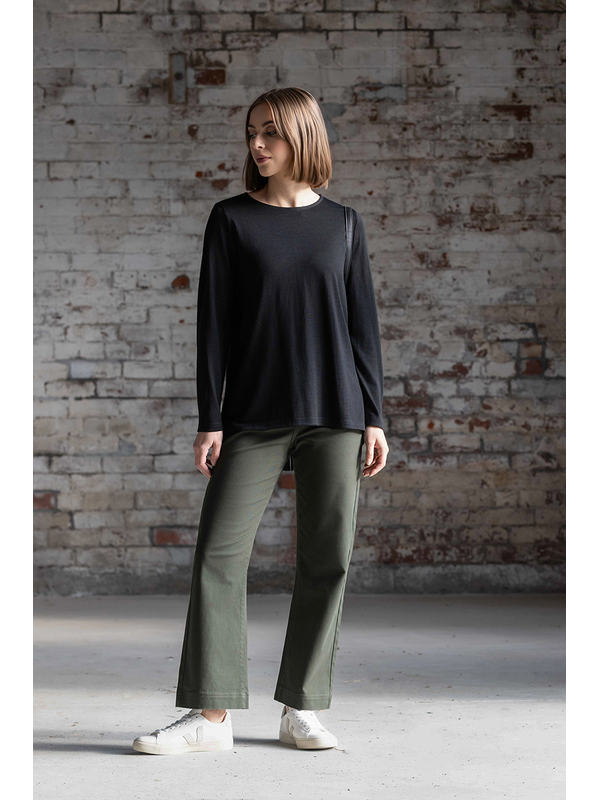 Vassalli Ivey Merino Top with Back Button Placket