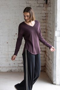 Vassalli Veni Merino V Neck Button Cuff Top