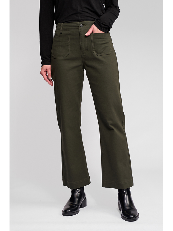 Vassalli Daily Straight Leg Ankle Grazer Jean