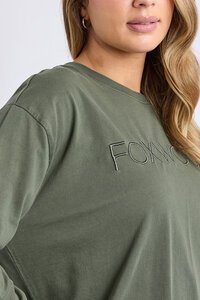 Foxwood Simplified Long Sleeve Tee