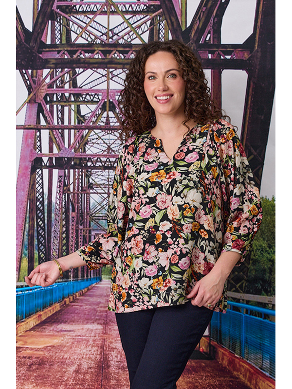 Classified Toulon Pleated 3-4 Sleeve Blouse