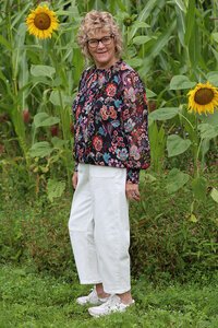 Memo Pintuck Front Shirred Cuff Blouse