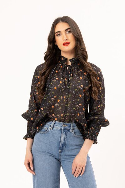 Leila + Luca Falling Floret Encourage Top-hc-new-Hello Cyril.