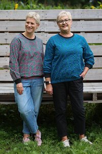 Memo Contrast & Elastic Hem Detail Top