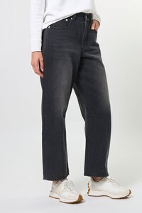 Stella + Gemma Carson Barrel Jean