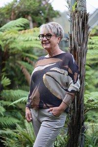 AE Luxe Abstract Print Net Top