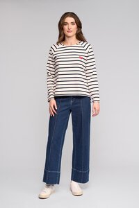 Vassalli Lover Round Neck Top