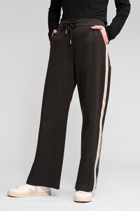 Vassalli Weekender Wide Pant