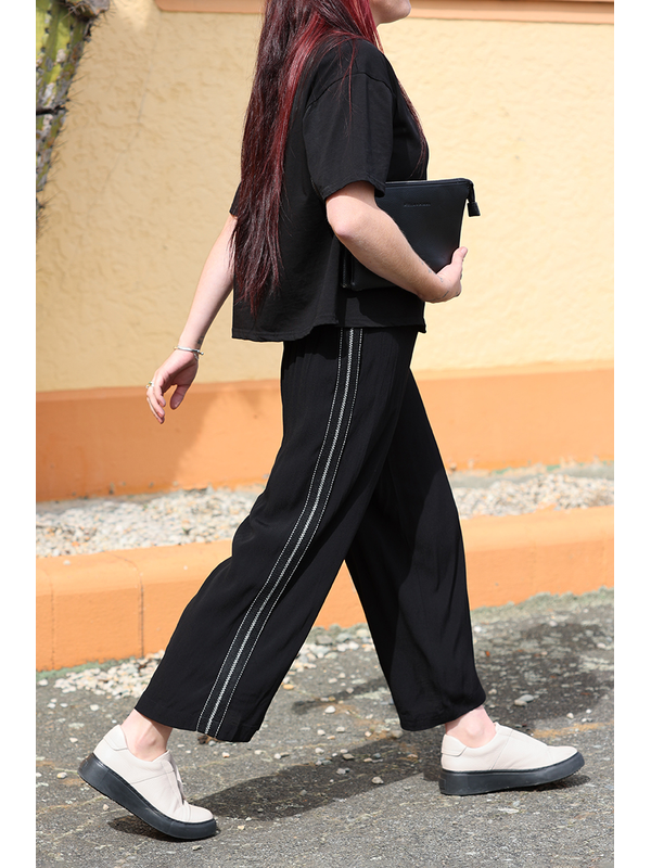 Oddly Polite Bare Crop Pant