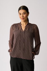 Memo Shirred Yoke Blouse