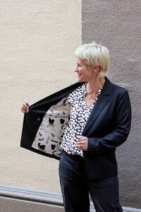 Seeking Lola Jordanna Blazer