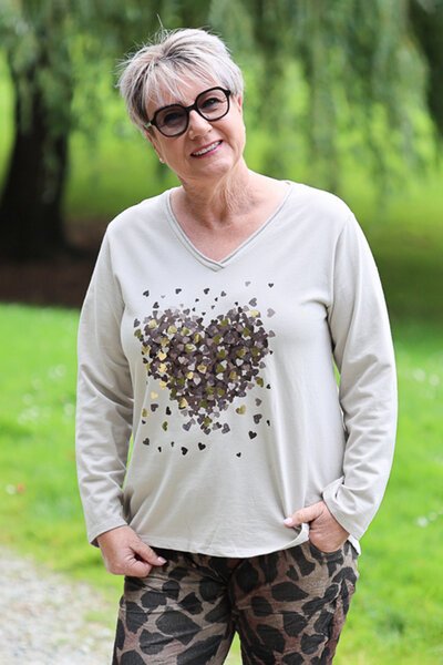La Strada Art Deco V-Neck Top-shop-by-style-Hello Cyril.