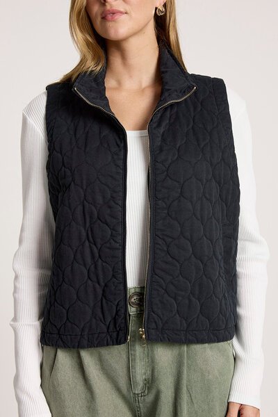 Eb & Ive Sansi Quilted Crop Vest-shop-by-style-Hello Cyril.