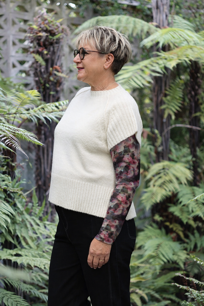 Oh Three Let It Rib Popover Top-20.3.26-Hello Cyril.