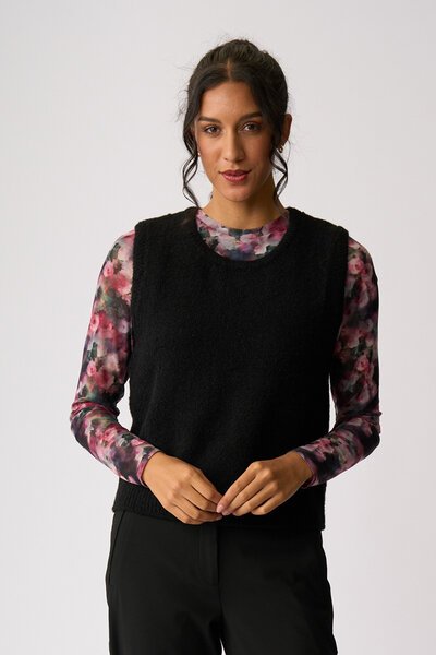 Oh Three Contrast Cable Knit Vest-20.3.26-Hello Cyril.