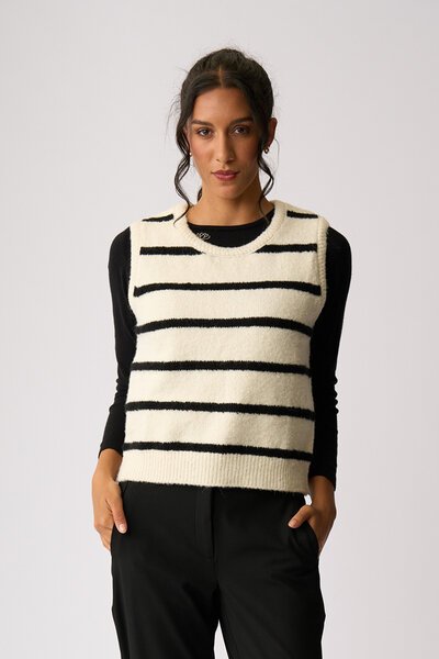 Oh Three Contrast Cable Knit Vest-20.3.26-Hello Cyril.
