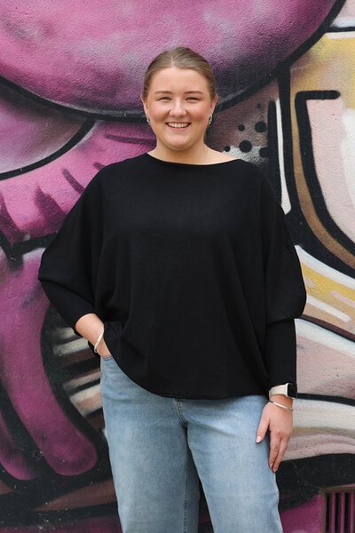 Fria The Label Curved Hem Box Jumper-25.3.26-Hello Cyril.