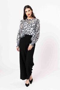 Seeking Lola Mono Floral Vienna Blouse