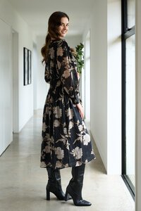 Memo Shirr Around Dress